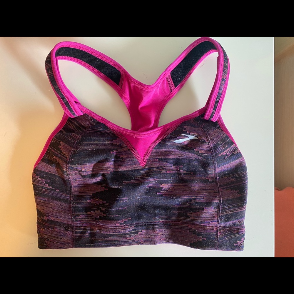 NWOT Brooks Rebound Racer Sports Bra 32D